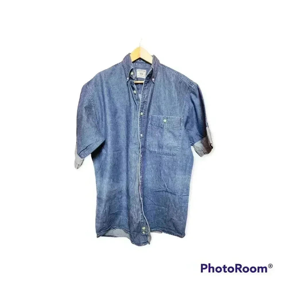 Lee lightweight denim shirt short-sleeved button down casual workwear.Medium